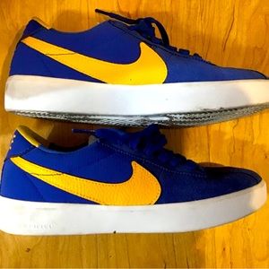 NIKE Royal Blue + Yellow Sneakers suede nubuck women’s size 7